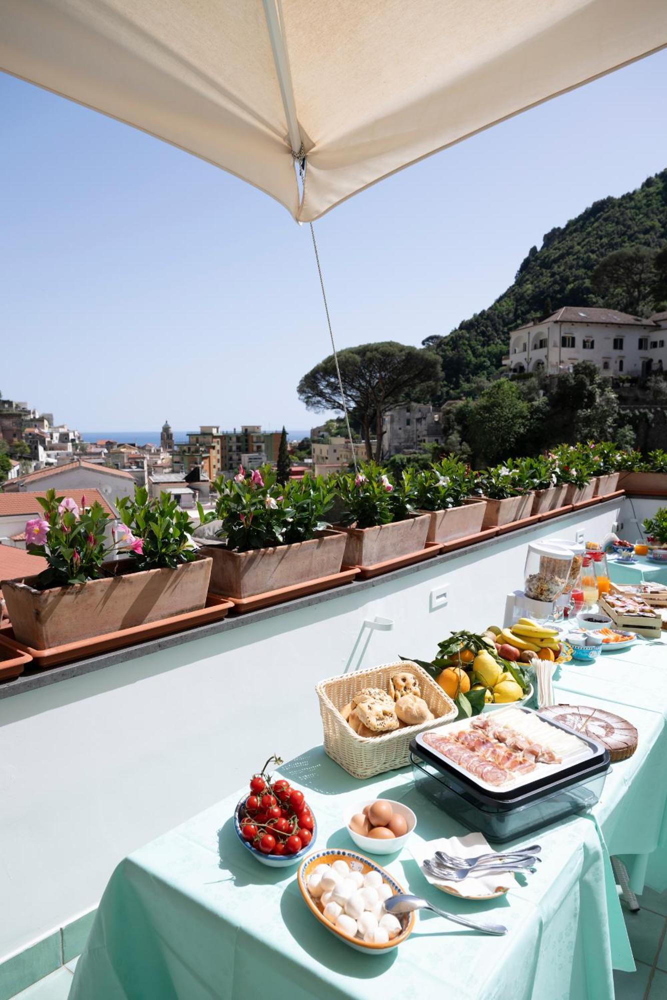 Valle D'Amalfi Suites Экстерьер фото